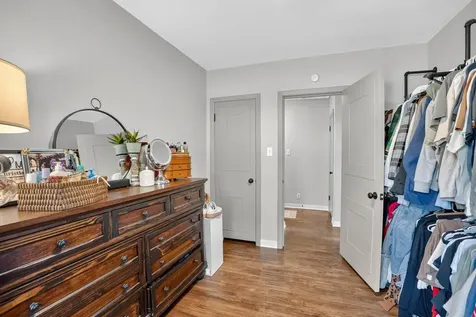 204 Cornwall Avenue Waterloo IA 50702