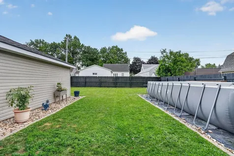 204 Cornwall Avenue Waterloo IA 50702