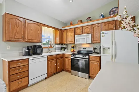 4041 Jill Drive Waterloo IA 50701