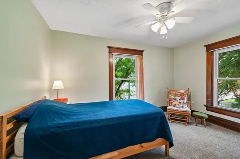 310 SW 5th Street Waverly IA 50677