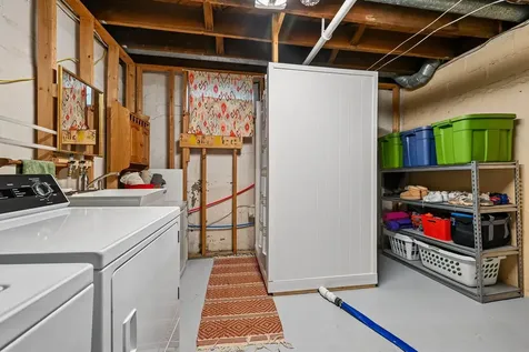 310 SW 5th Street Waverly IA 50677