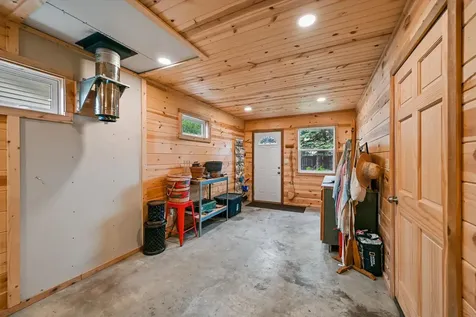 310 SW 5th Street Waverly IA 50677
