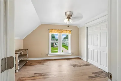 1714 12th Avenue Eldora IA 50627