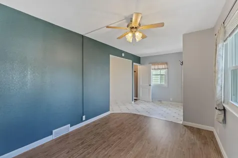 1445 E Mitchell Avenue Waterloo IA 50702