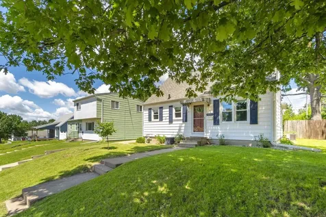 1445 E Mitchell Avenue Waterloo IA 50702