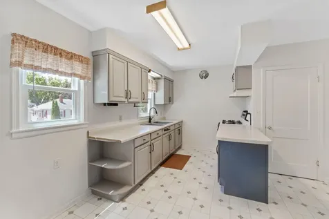 1445 E Mitchell Avenue Waterloo IA 50702