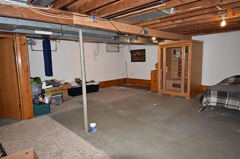 908 1st Ave. S.e Oelwein IA 50662