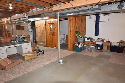 908 1st Ave. S.e Oelwein IA 50662