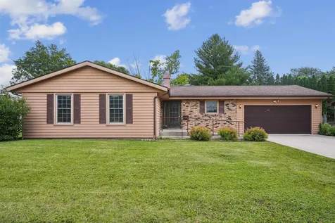 1509 4th Street Eldora IA 50627