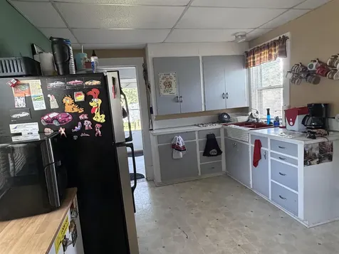15 & 17 3rd Avenue NW Oelwein IA 50662