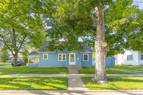 224 Kern Street Waterloo IA 50703