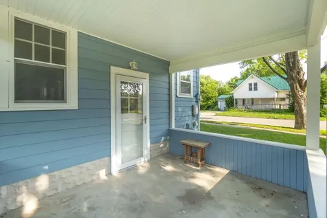 224 Kern Street Waterloo IA 50703