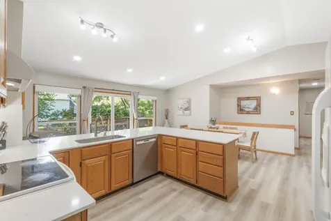 711 Hearthside Drive Cedar Falls IA 50613
