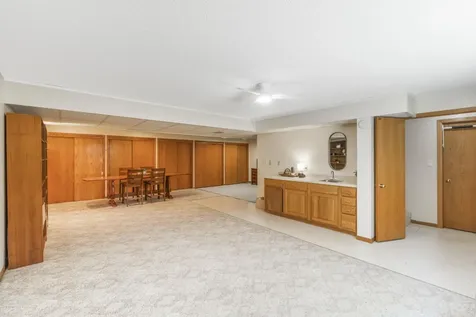 711 Hearthside Drive Cedar Falls IA 50613