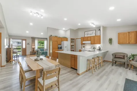 711 Hearthside Drive Cedar Falls IA 50613