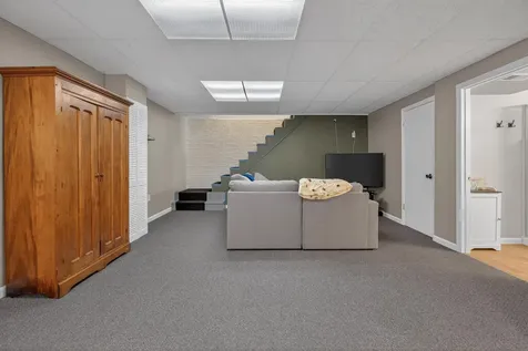 903 Heartland Hills Drive Waterloo IA 50701
