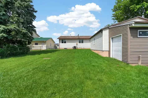 903 Heartland Hills Drive Waterloo IA 50701