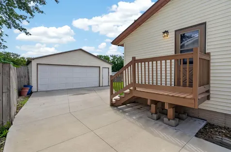 903 Heartland Hills Drive Waterloo IA 50701