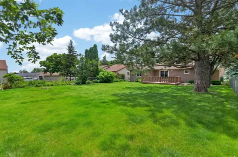 741 Wildwood Road Waterloo IA 50701