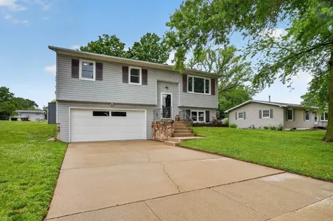 203 Elm Street Waverly IA 50677