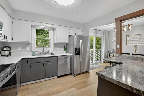 203 Elm Street Waverly IA 50677