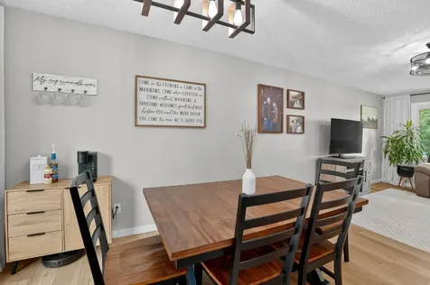 203 Elm Street Waverly IA 50677