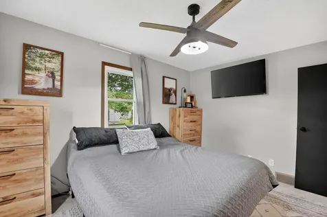 203 Elm Street Waverly IA 50677