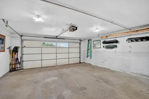 203 Elm Street Waverly IA 50677