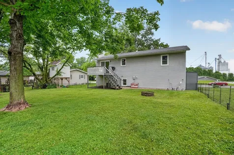 203 Elm Street Waverly IA 50677