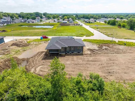 4713 Luke Street Cedar Falls IA 50613