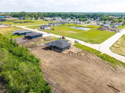 4713 Luke Street Cedar Falls IA 50613