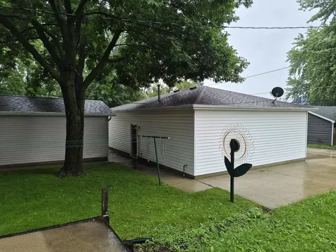 218 3rd Avenue SE Oelwein IA 50662