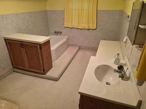 218 3rd Avenue SE Oelwein IA 50662