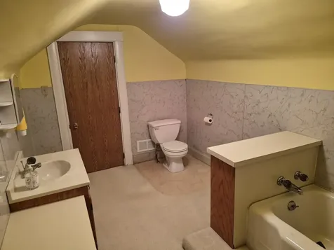 218 3rd Avenue SE Oelwein IA 50662