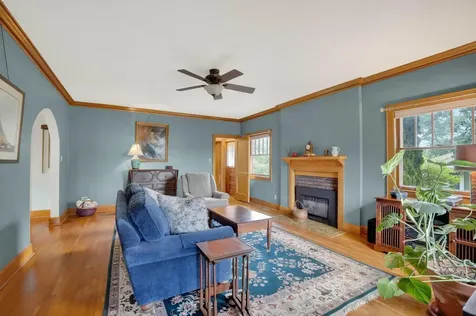 250 Kenilworth Road Waterloo IA 50701