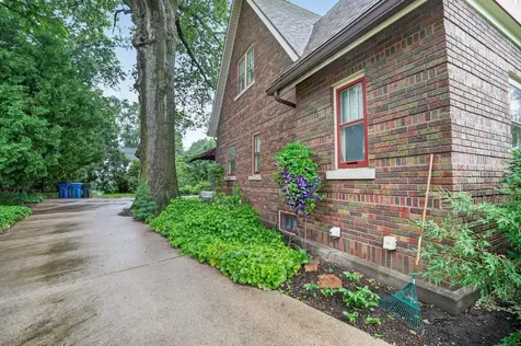 250 Kenilworth Road Waterloo IA 50701
