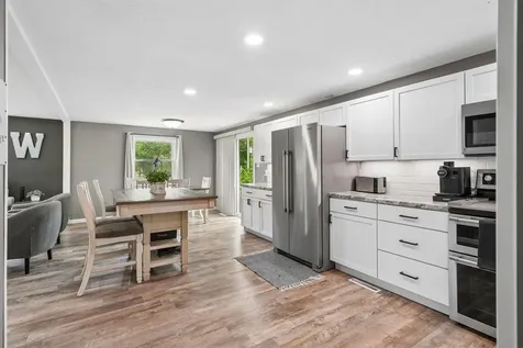 427 Maple Street Janesville IA 50647