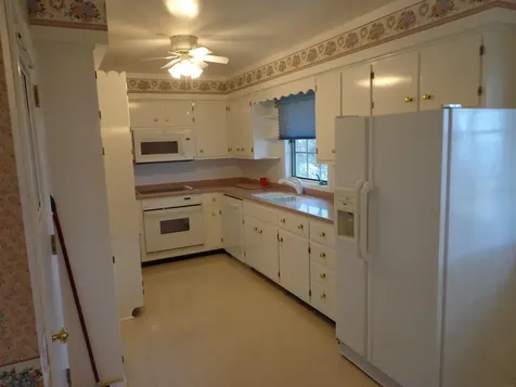306 NE 16th Avenue Independence IA 50644
