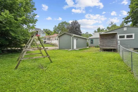 2210 Tremont Street Cedar Falls IA 50613