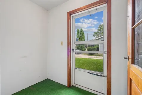 1625 W 2nd Street Waterloo IA 50701