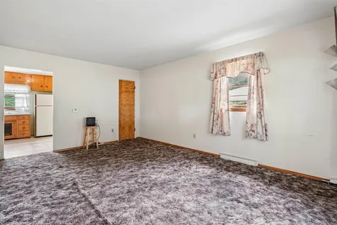 1625 W 2nd Street Waterloo IA 50701