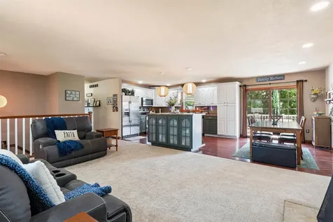 1605 3rd Street Eldora IA 50627