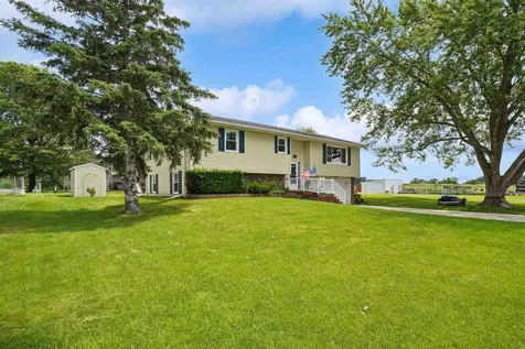 1605 3rd Street Eldora IA 50627