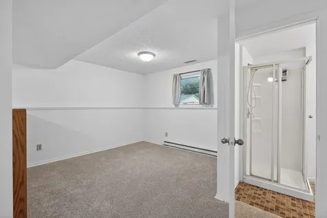 1123 W 9th Street Cedar Falls IA 50613