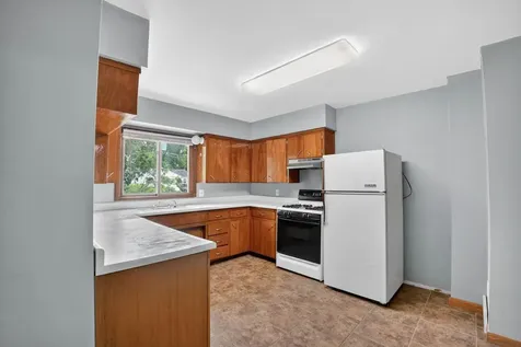 237 Miriam Drive Waterloo IA 50702