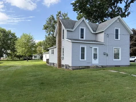 402 Douglas Avenue Ackley IA 50601
