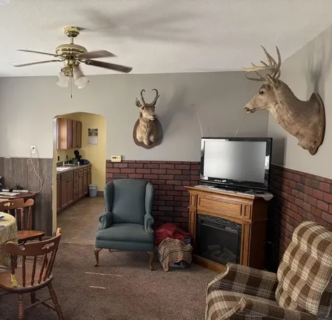 402 Douglas Avenue Ackley IA 50601