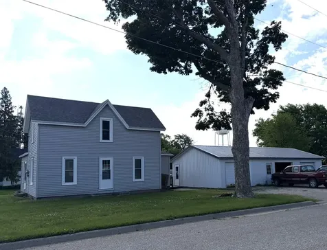 402 Douglas Avenue Ackley IA 50601