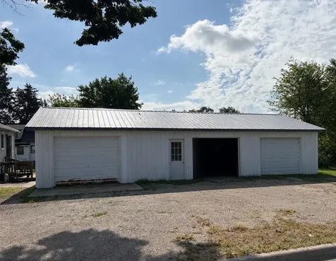 402 Douglas Avenue Ackley IA 50601