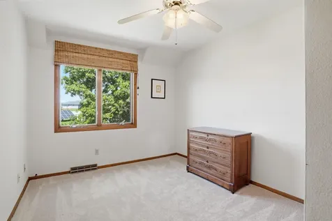 1984 Chickadee Court Waterloo IA 50701